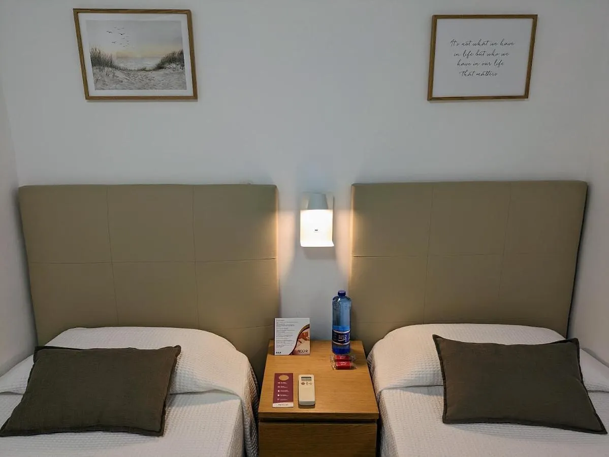 Hostal Alogar Barcelona 2*,  Spain