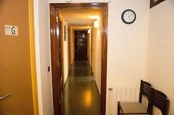 Hostal Alogar Barcelona 2*,